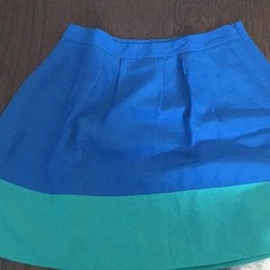 Color block skirt with pockets